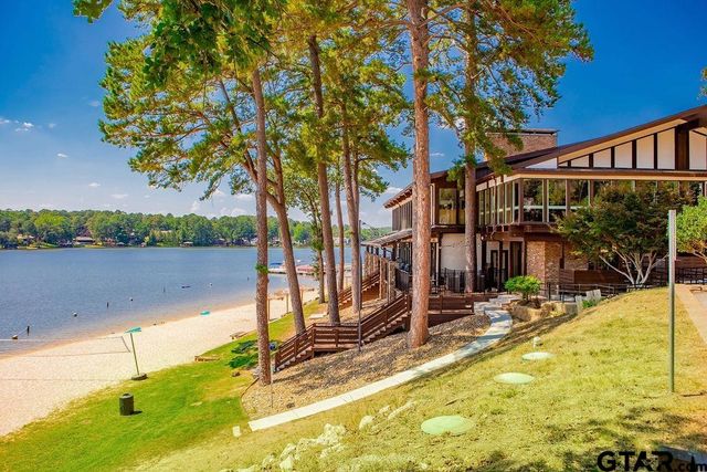 1215 B Chateau Lane, Hideaway, TX 75771
