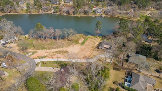 1215 B Chateau Lane, Hideaway, TX 75771