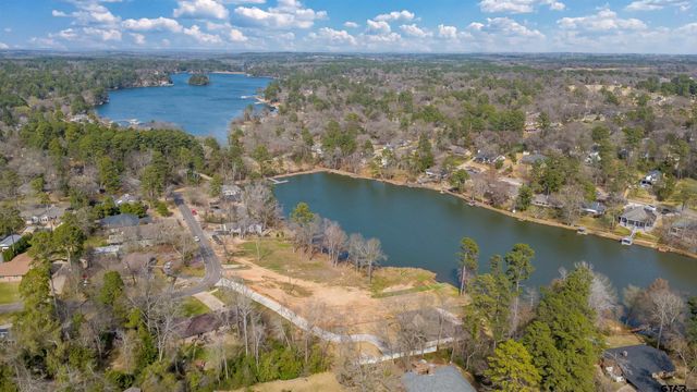 1215 B Chateau Lane, Hideaway, TX 75771