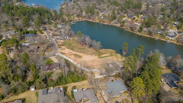 1215 B Chateau Lane, Hideaway, TX 75771