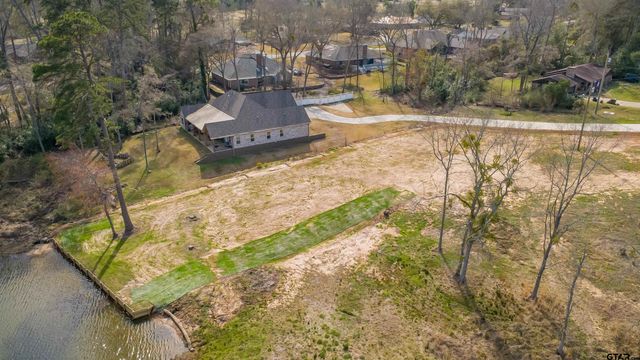 1215 B Chateau Lane, Hideaway, TX 75771