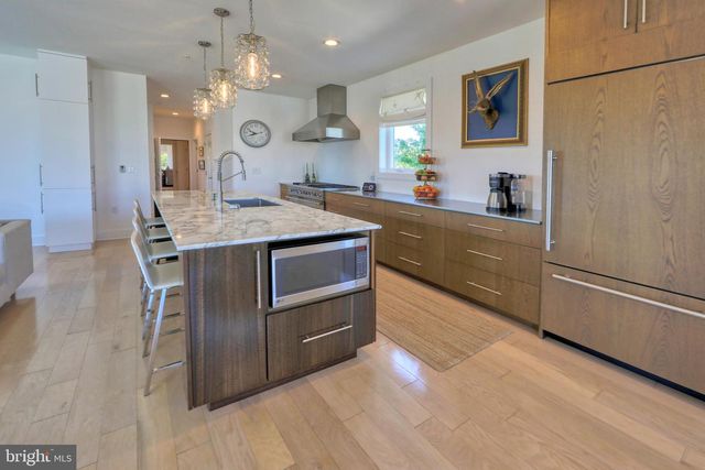 205 E SAVANNAH RD, Lewes, DE 19958