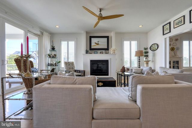 205 E SAVANNAH RD, Lewes, DE 19958