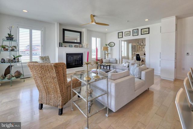 205 E SAVANNAH RD, Lewes, DE 19958