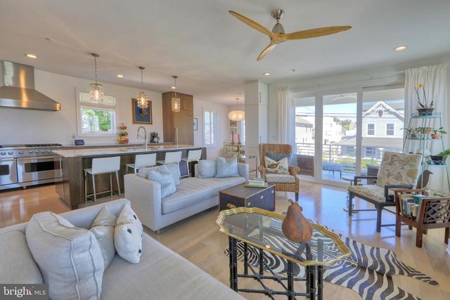 205 E SAVANNAH RD, Lewes, DE 19958