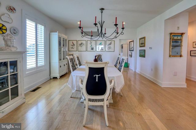 205 E SAVANNAH RD, Lewes, DE 19958