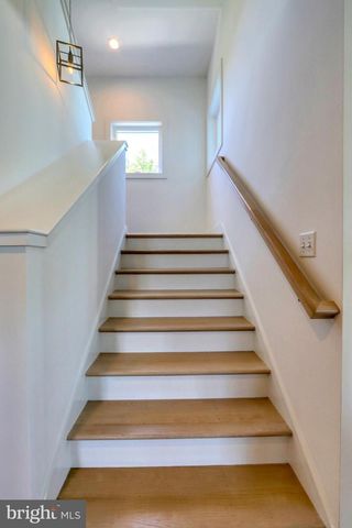 205 E SAVANNAH RD, Lewes, DE 19958