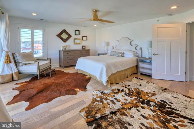 205 E SAVANNAH RD, Lewes, DE 19958