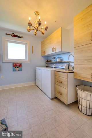 205 E SAVANNAH RD, Lewes, DE 19958