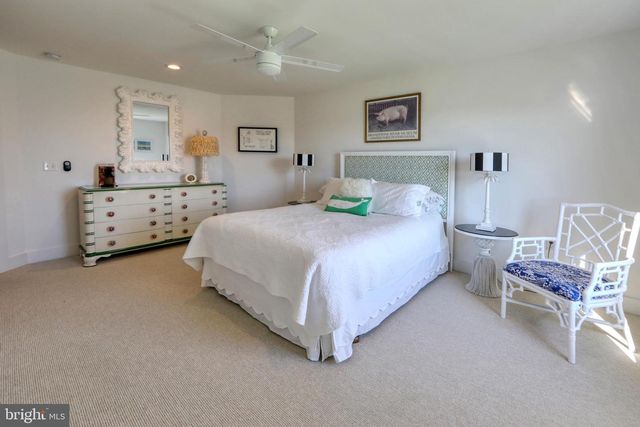 205 E SAVANNAH RD, Lewes, DE 19958