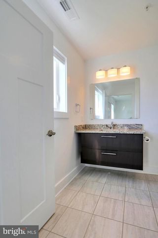 205 E SAVANNAH RD, Lewes, DE 19958