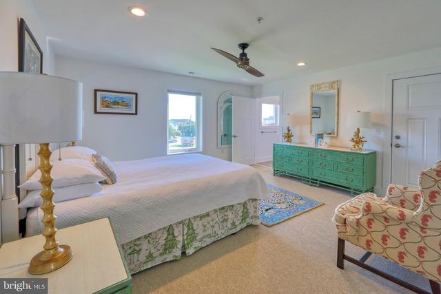 205 E SAVANNAH RD, Lewes, DE 19958