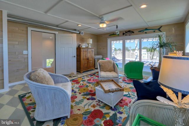 205 E SAVANNAH RD, Lewes, DE 19958