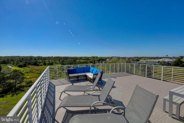 205 E SAVANNAH RD, Lewes, DE 19958