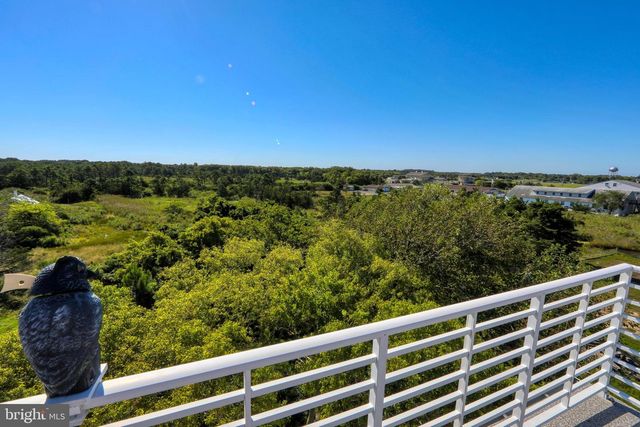 205 E SAVANNAH RD, Lewes, DE 19958