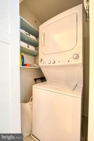 205 E SAVANNAH RD, Lewes, DE 19958