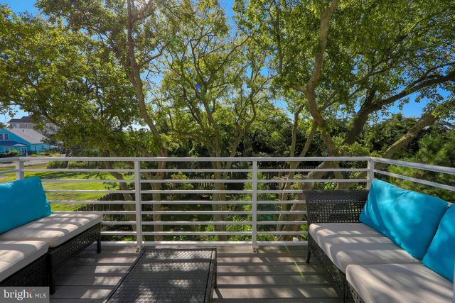 205 E SAVANNAH RD, Lewes, DE 19958