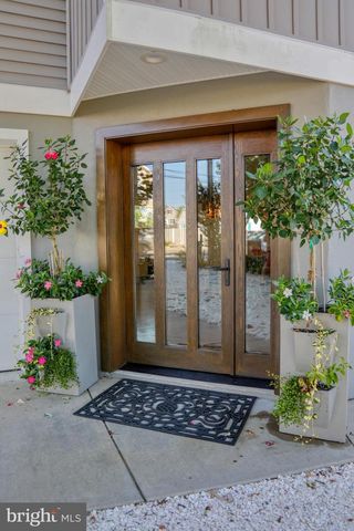 205 E SAVANNAH RD, Lewes, DE 19958