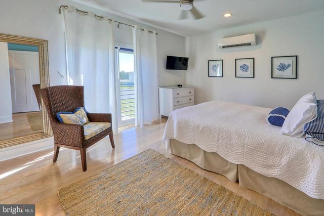 205 E SAVANNAH RD, Lewes, DE 19958