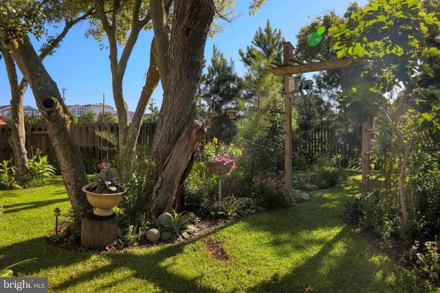 205 E SAVANNAH RD, Lewes, DE 19958