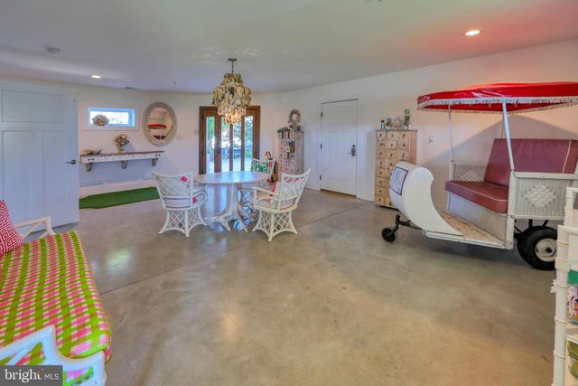 205 E SAVANNAH RD, Lewes, DE 19958