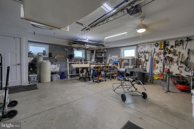 205 E SAVANNAH RD, Lewes, DE 19958