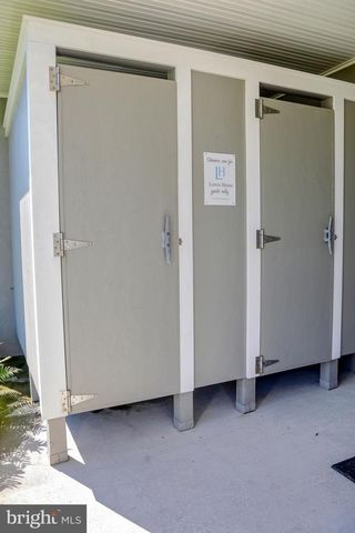 205 E SAVANNAH RD, Lewes, DE 19958