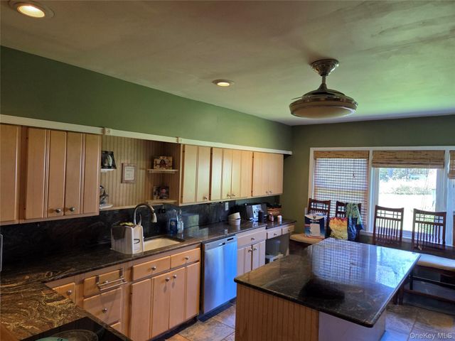125 Zimmerman Road, Loch Sheldrake, NY 12733