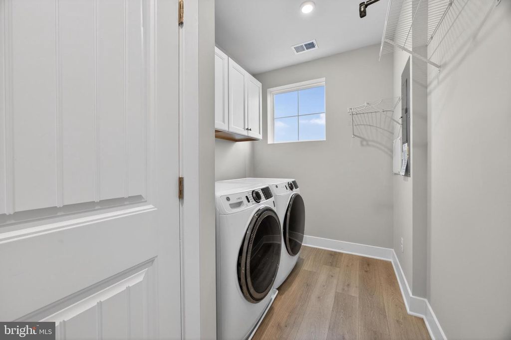 Image 22 of property listing at 212 SWITCHGRASS WAY #34, Chester, MD 21619