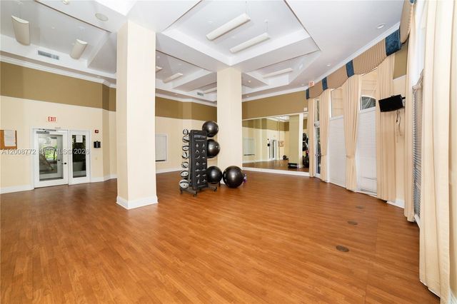 17145 N Bay Rd 4102, Sunny Isles Beach, FL 33160