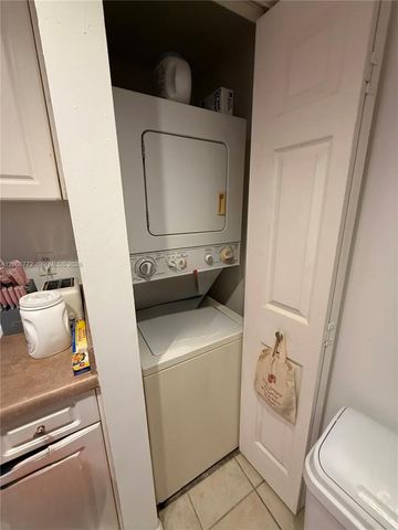 17145 N Bay Rd 4102, Sunny Isles Beach, FL 33160