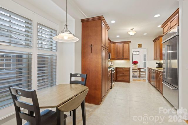 26 Winding Trail Drive, Hendersonville, NC 28791