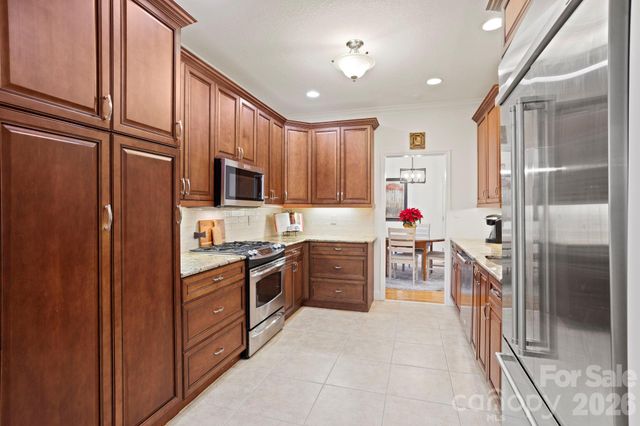 26 Winding Trail Drive, Hendersonville, NC 28791