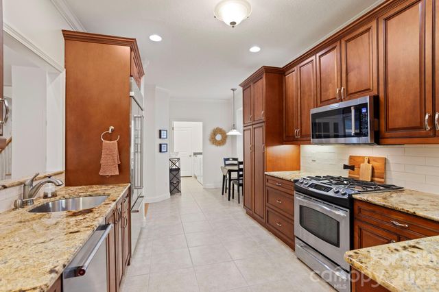 26 Winding Trail Drive, Hendersonville, NC 28791