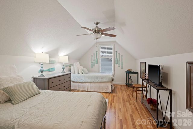 26 Winding Trail Drive, Hendersonville, NC 28791