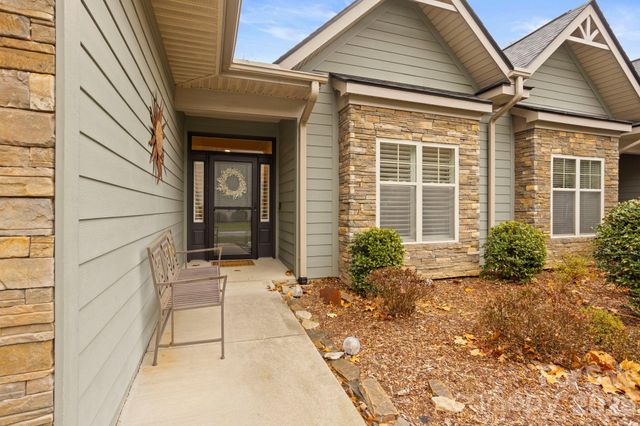 26 Winding Trail Drive, Hendersonville, NC 28791