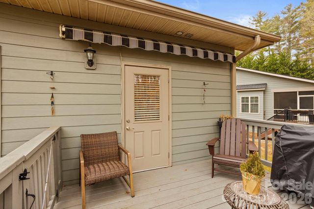 26 Winding Trail Drive, Hendersonville, NC 28791