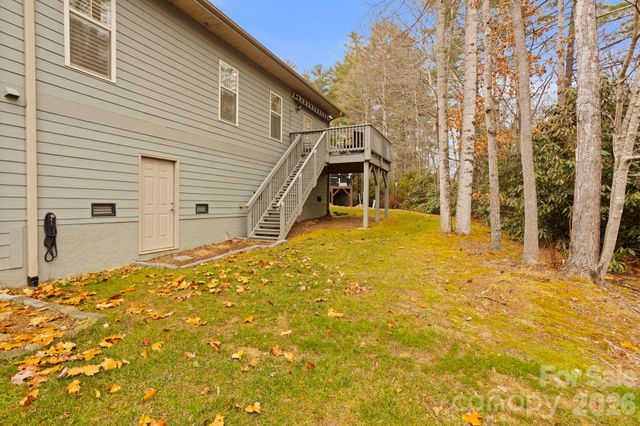26 Winding Trail Drive, Hendersonville, NC 28791