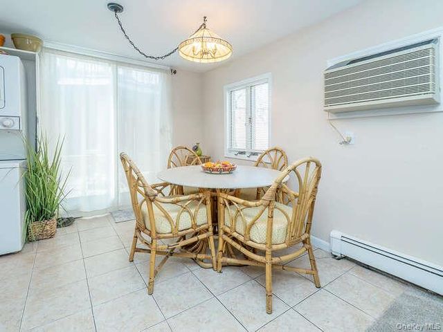 1 Roosevelt Street, Glen Cove, NY 11542