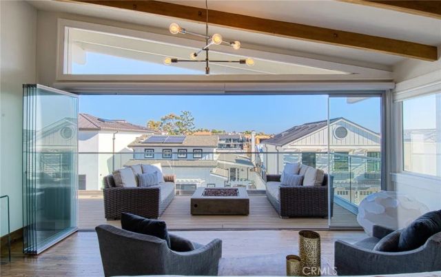 308 Poppy Avenue, Corona Del Mar, CA 92625