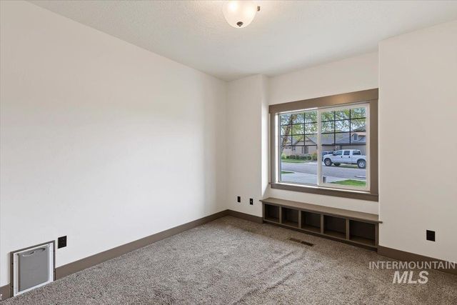 10168 W Whitecrest St, Star, ID 83669