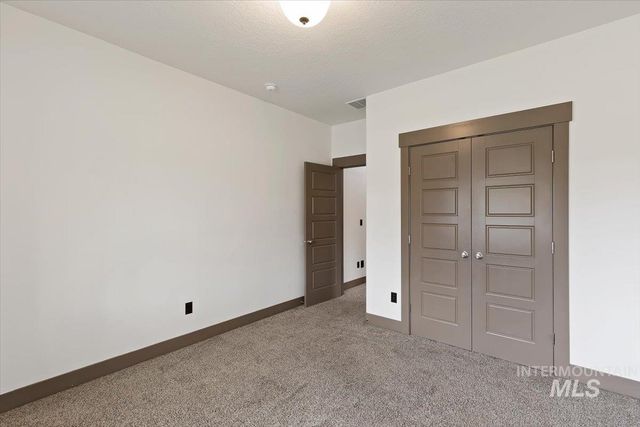 10168 W Whitecrest St, Star, ID 83669