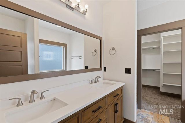 10168 W Whitecrest St, Star, ID 83669