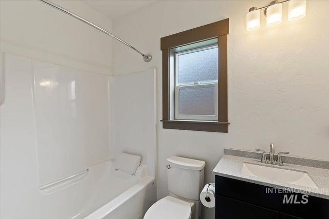 10168 W Whitecrest St, Star, ID 83669