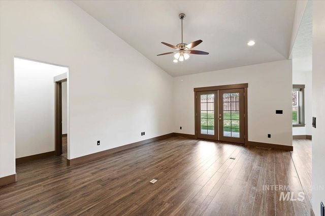 10168 W Whitecrest St, Star, ID 83669