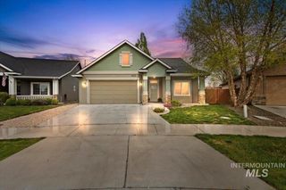 10168 W Whitecrest St, Star, ID 83669