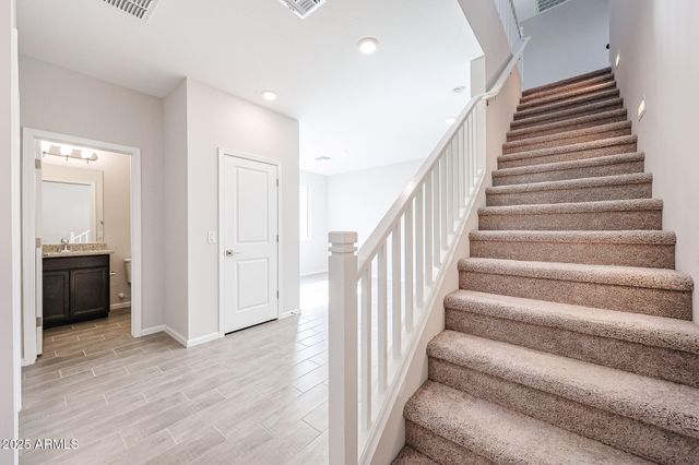 23043 W POTTER Drive, Surprise, AZ 85387