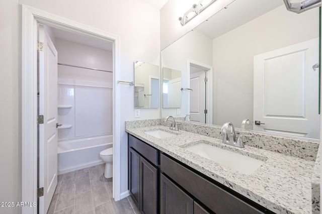 23043 W POTTER Drive, Surprise, AZ 85387