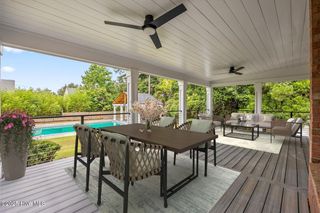 203 Hatteras Court, Hampstead, NC 28443