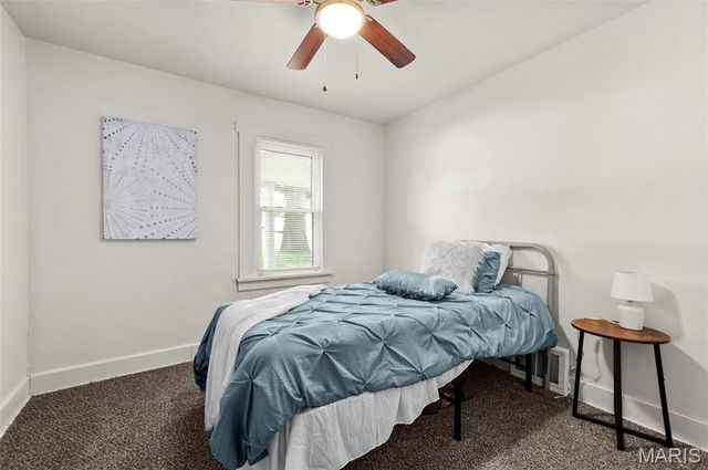 9 W Woodland Drive, East Alton, IL 62024
